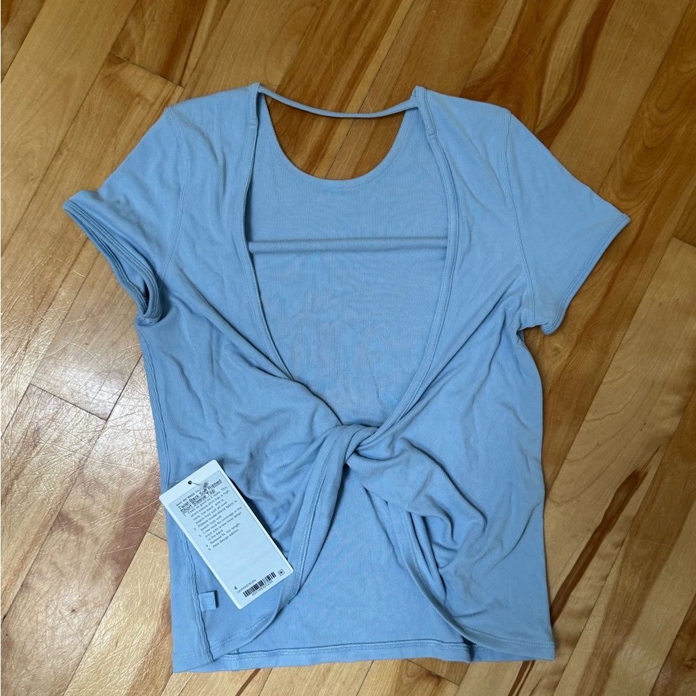lululemon athletica Short Sleeve